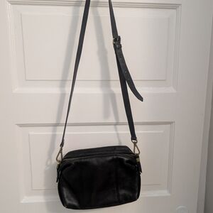 Elegant Black Leather Shoulder Bag
